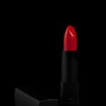 Jaka szminka do miętowej sukienki